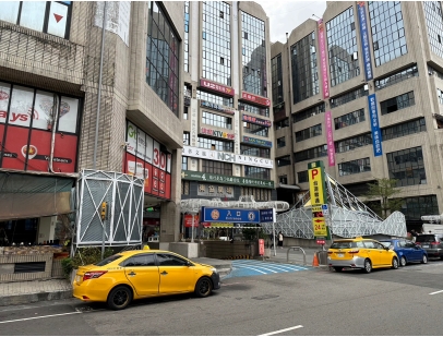 凝萃文旅台中車站店 NCH - NingCui Business Hotel
