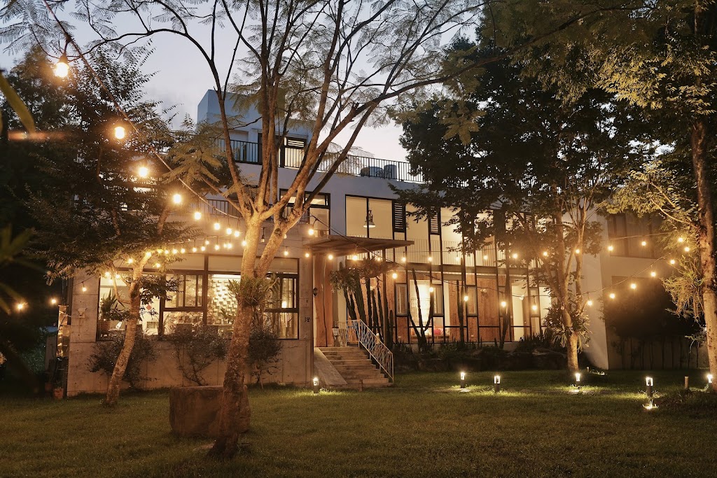 愛黏在一起民宿 LOVERS B&B