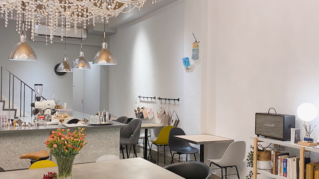 李何 LH Coffee • House 咖啡館 李何 LH Coffee • House 咖啡館